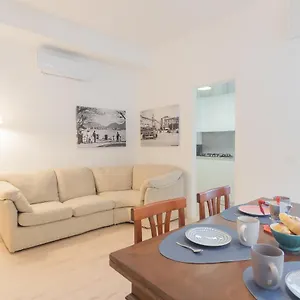 Apartment White View By Rent, Como